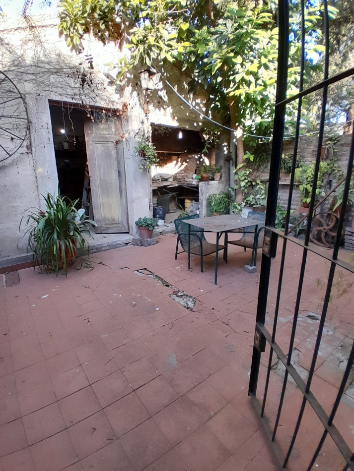 VENDEMOS Calle San Luis 568 