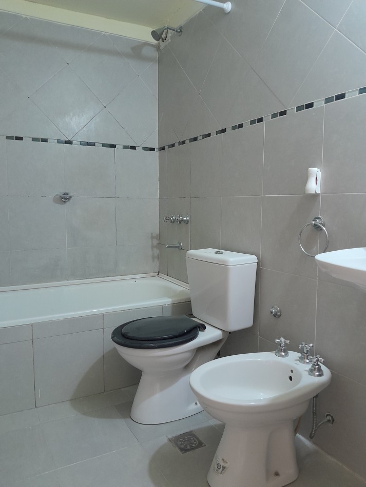 ALQUILAMOS DPTO calle Alem 846