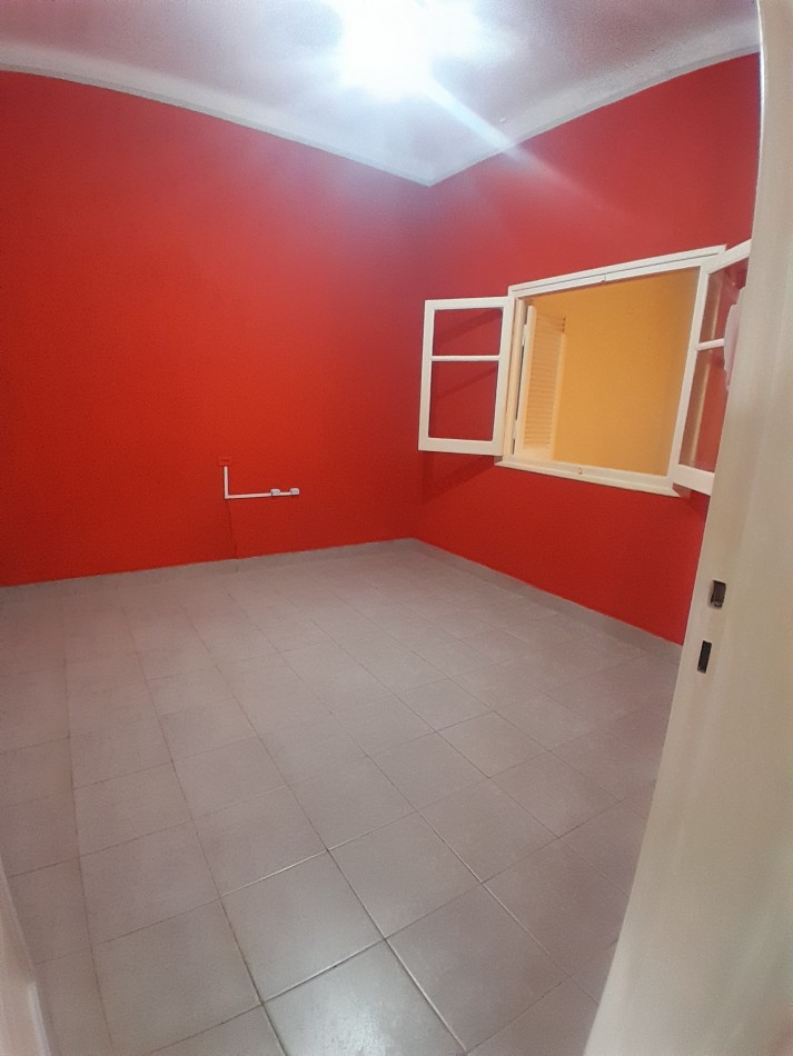 ALQUILAMOS AMPLIA CASA Calle A. Brown 559