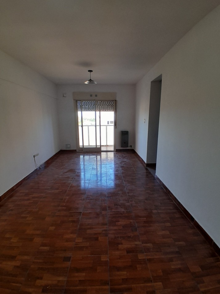 ALQUILAMOS DPTO DE 3 DORMITORIOS Calle San Martin 1630