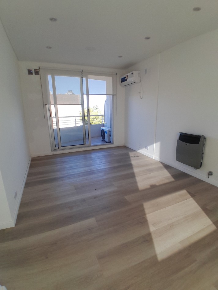 ALQUILAMOS Dpto 25 de Mayo 613 Ed Las Moras