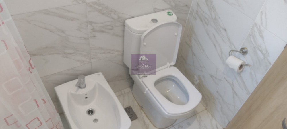 ALQUILAMOS CASA BARRIO MEDICO 2