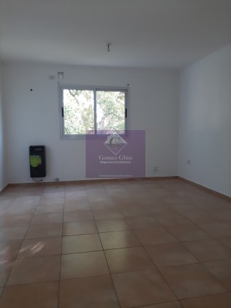 ALQUILAMOS MONOAMBIENTE Calle Derqui 773