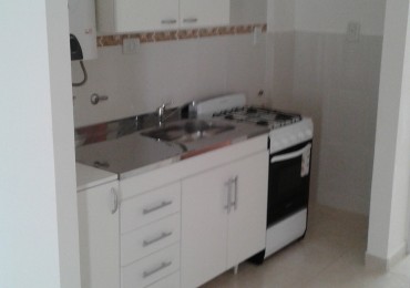 INMOBILIARIA GOMEZ GHISI Y D. FENES NEG INMOB. ALQUILAN: