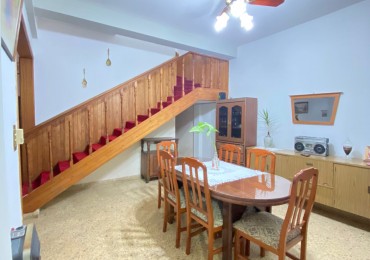 INMOBILIARIA GOMEZ GHISI Y D. FENES NEG INMOB. VENDEN: