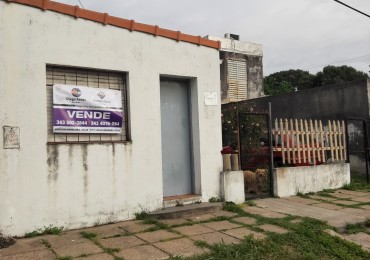 VENDEMOS CASA CALLE CAMPAMENTO DEL CALA