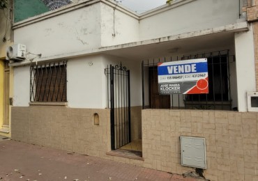 VENDEMOS CASA CALE LA PAZ